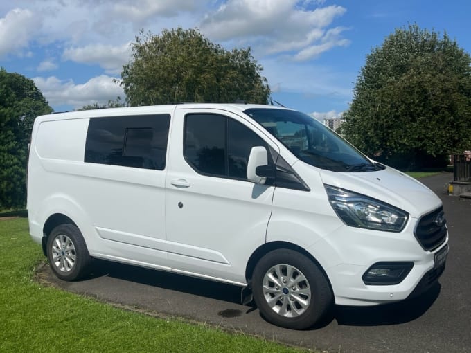 2025 Ford Transit Custom