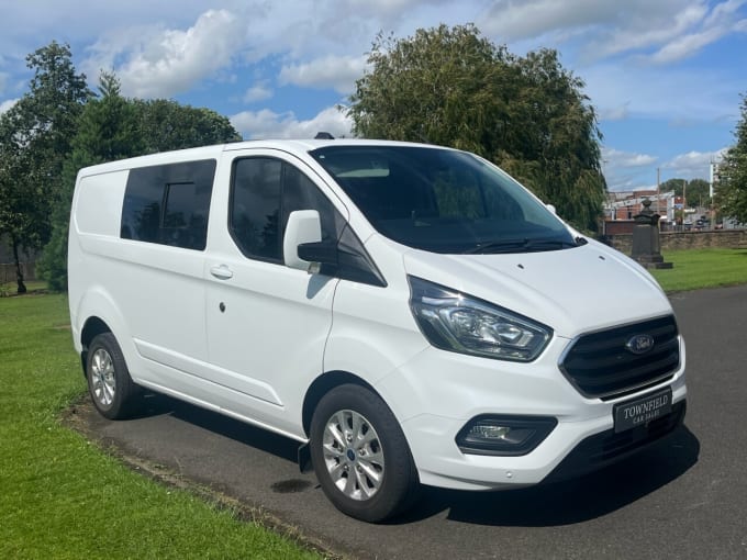 2025 Ford Transit Custom