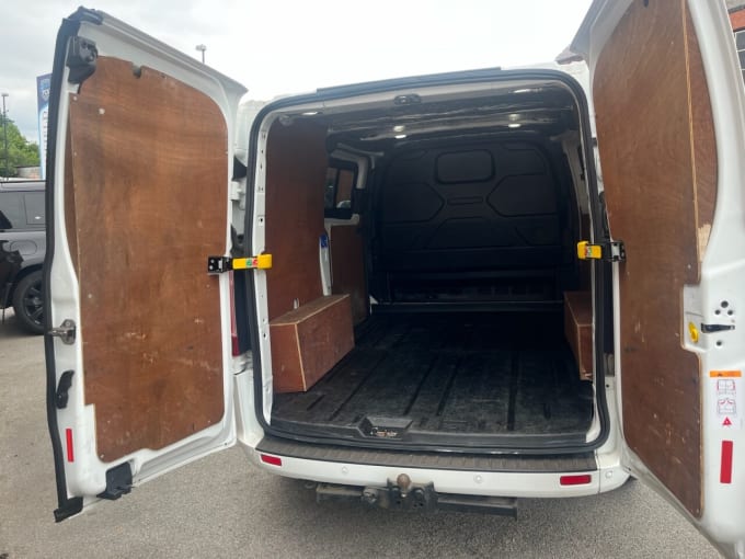 2025 Ford Transit Custom