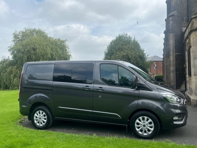 2025 Ford Transit Custom