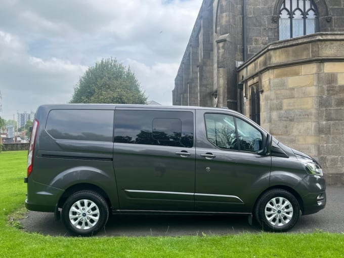 2025 Ford Transit Custom