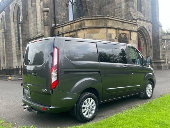 2025 Ford Transit Custom