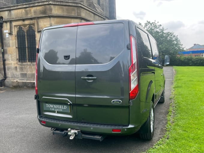2025 Ford Transit Custom