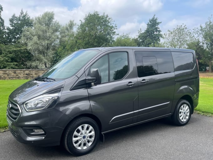 2025 Ford Transit Custom