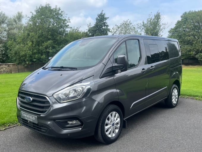 2025 Ford Transit Custom