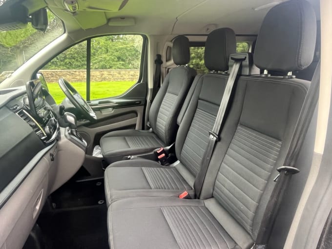 2025 Ford Transit Custom