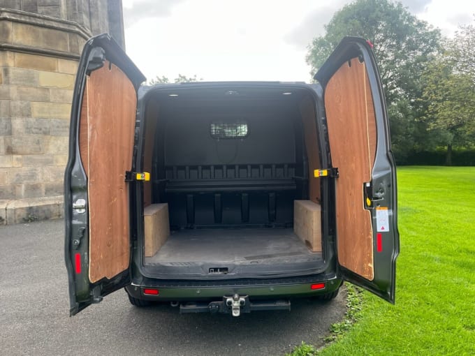 2025 Ford Transit Custom