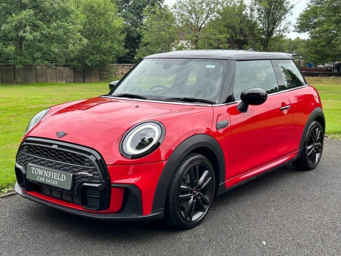 2025 Mini Hatch