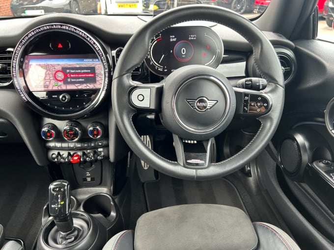 2025 Mini Hatch