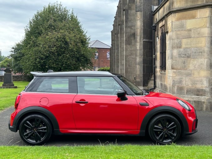 2025 Mini Hatch