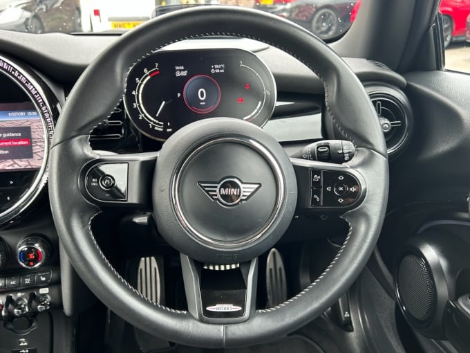 2025 Mini Hatch