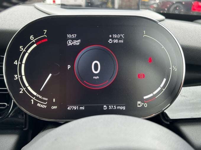 2025 Mini Hatch