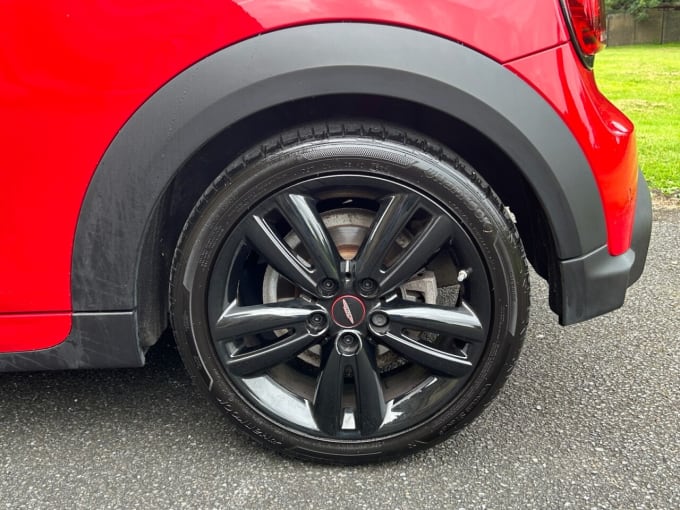 2025 Mini Hatch