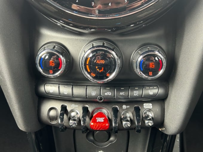 2025 Mini Hatch