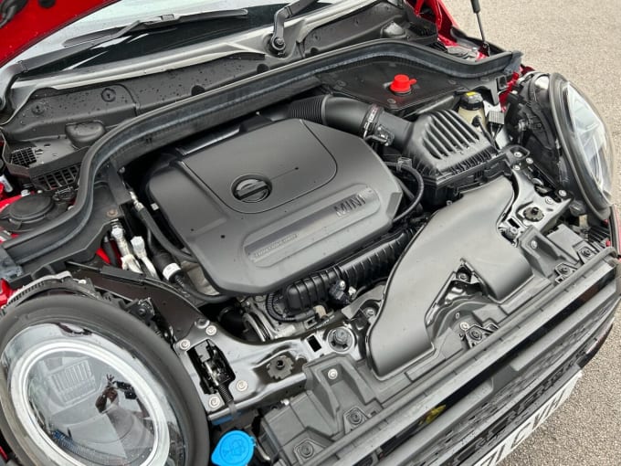 2025 Mini Hatch