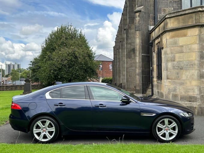 2025 Jaguar Xe