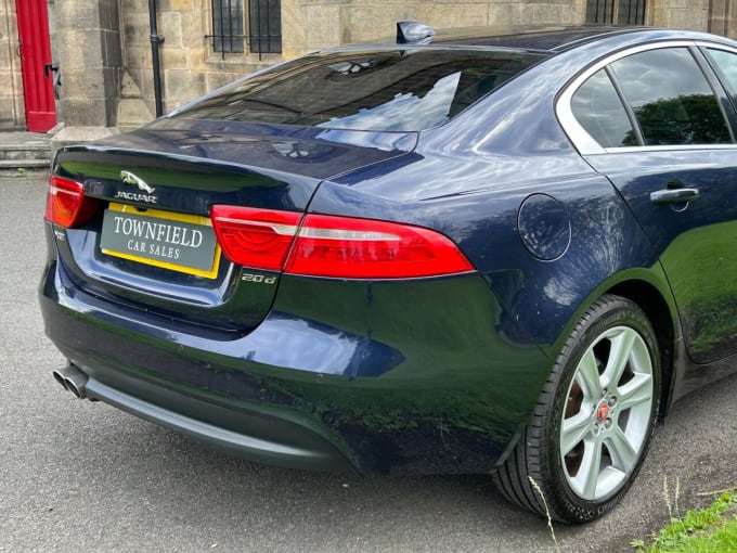2025 Jaguar Xe