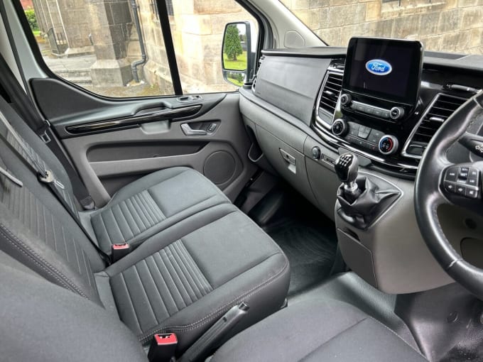 2025 Ford Transit Custom