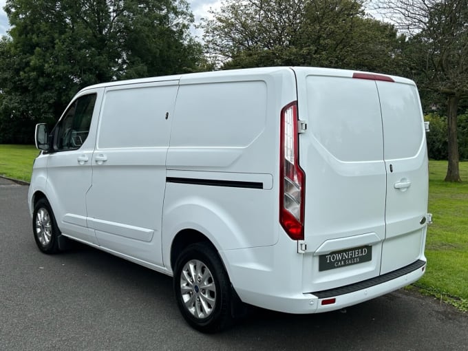 2025 Ford Transit Custom