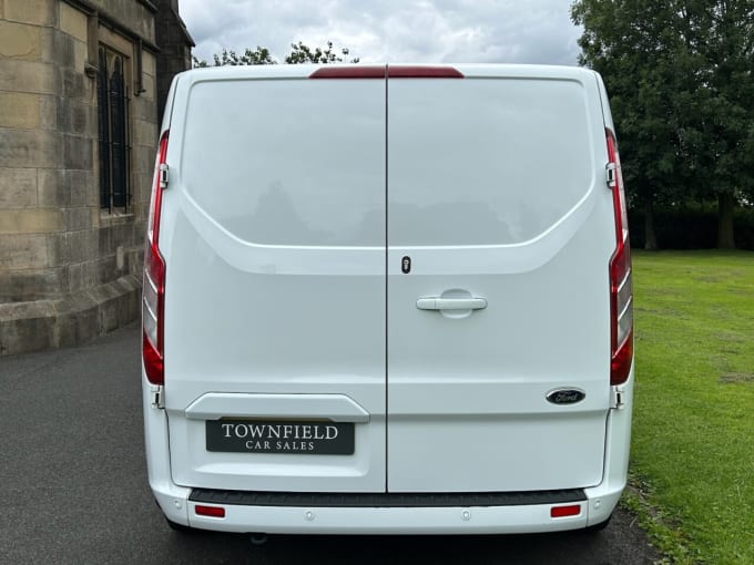 2025 Ford Transit Custom