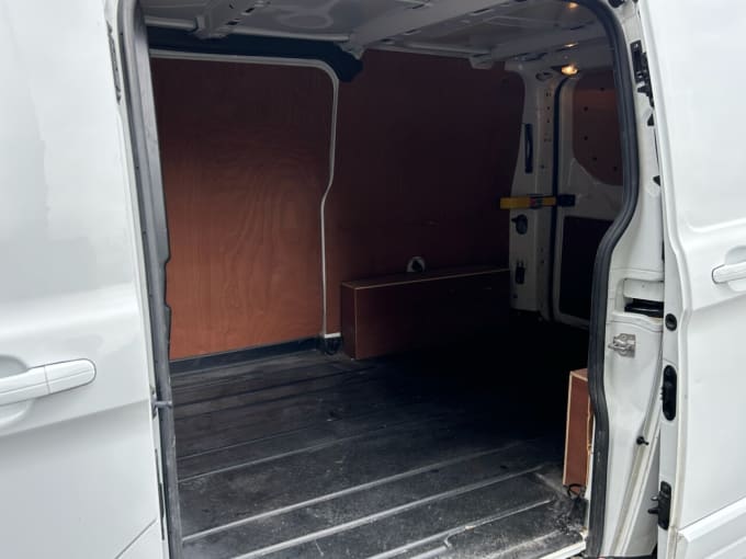 2025 Ford Transit Custom