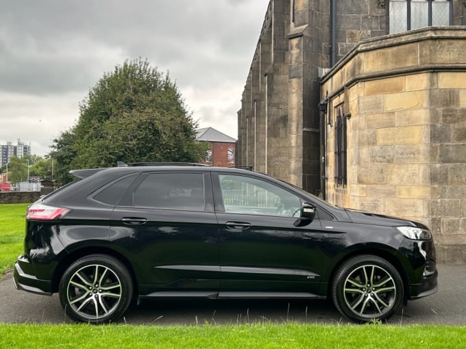2025 Ford Edge