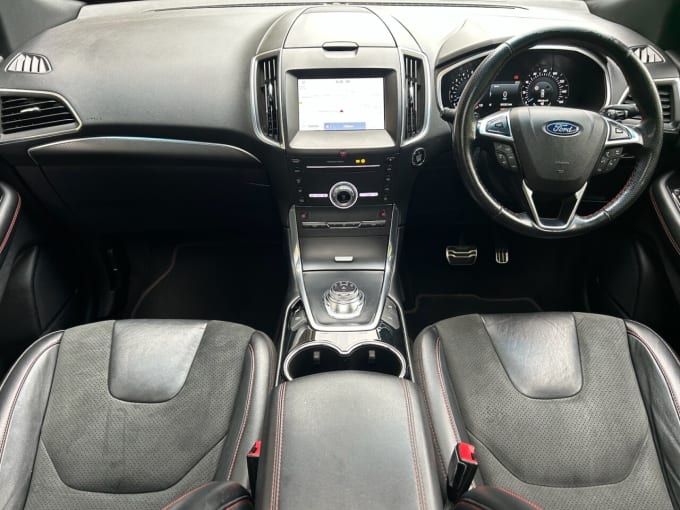 2025 Ford Edge