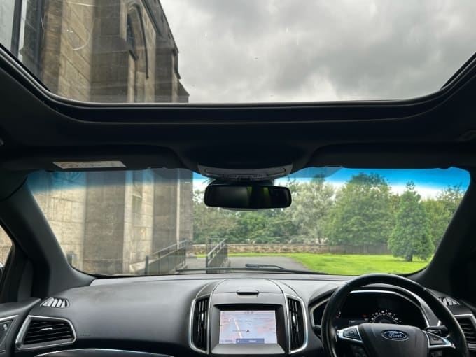 2025 Ford Edge
