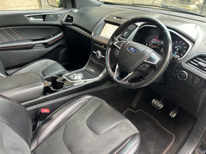 2025 Ford Edge