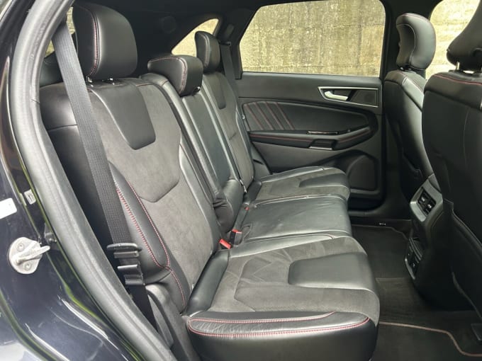 2025 Ford Edge