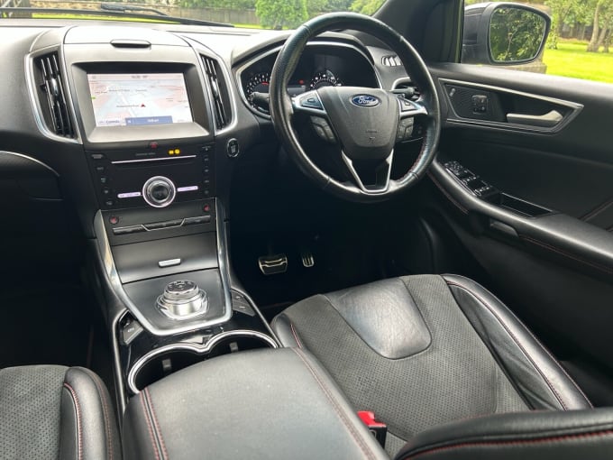 2025 Ford Edge