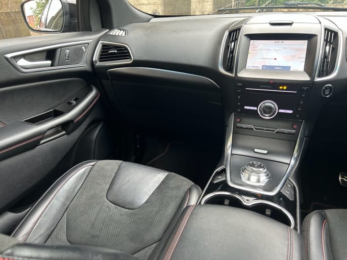 2025 Ford Edge