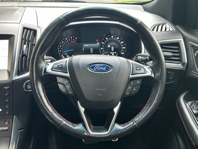 2025 Ford Edge