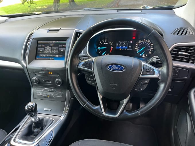 2025 Ford Edge