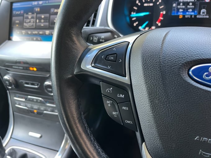 2025 Ford Edge