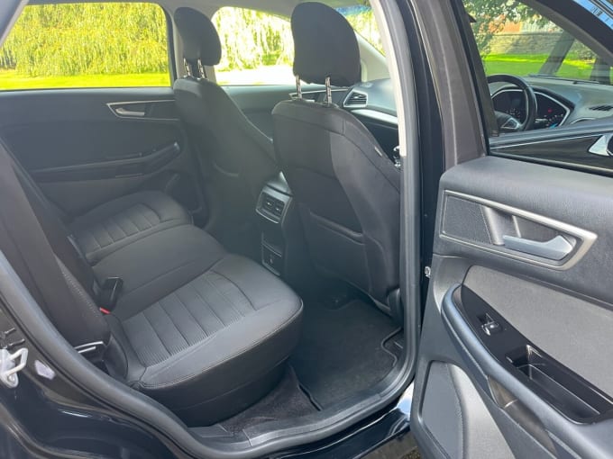 2025 Ford Edge