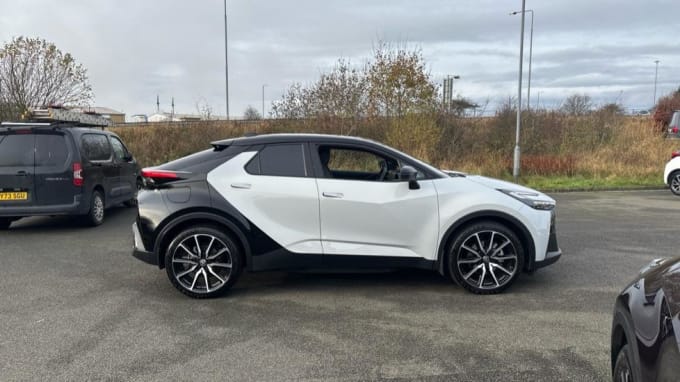 2024 Toyota C-hr