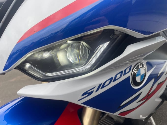 2025 BMW S1000rr