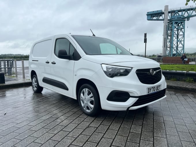 2025 Vauxhall Combo