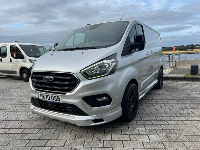 2024 Ford Transit Custom