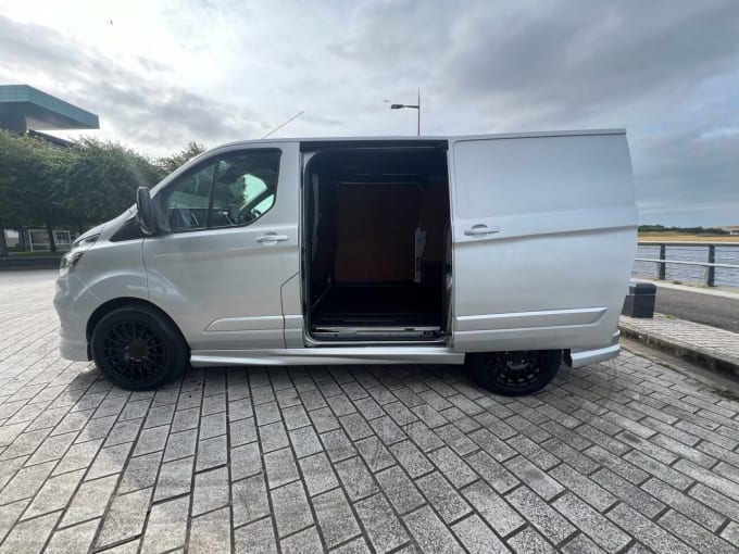 2024 Ford Transit Custom