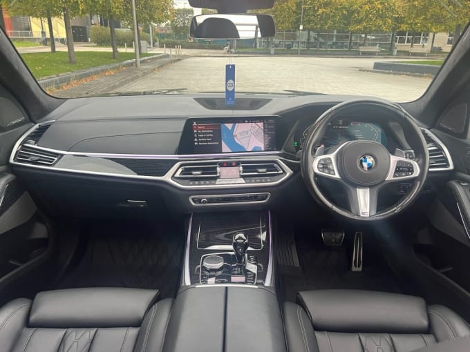 2024 BMW X7