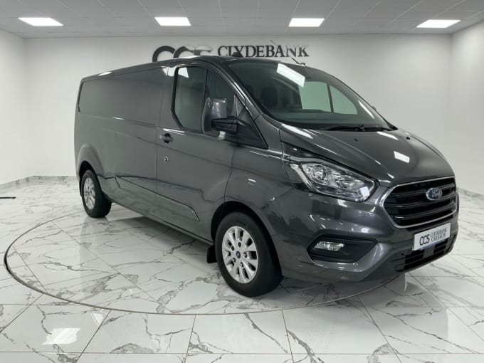 2025 Ford Transit Custom