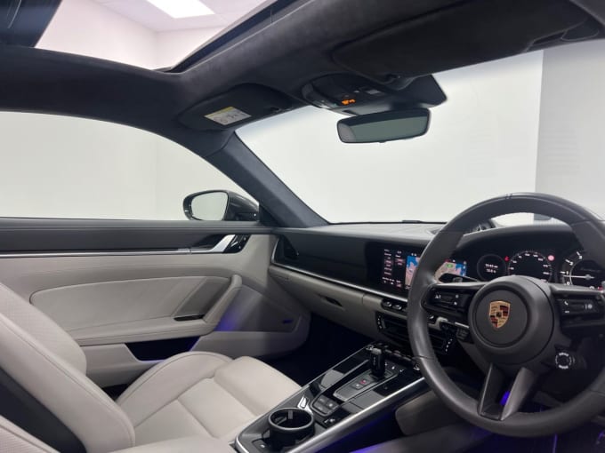 2025 Porsche 911