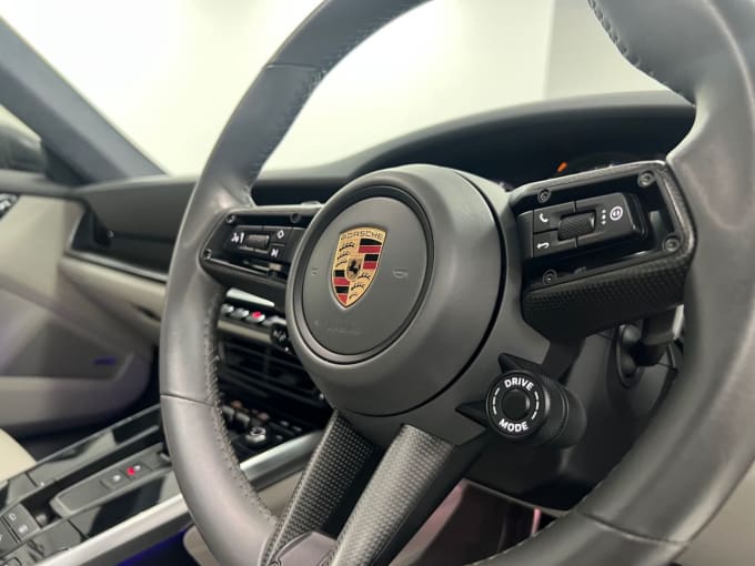 2025 Porsche 911