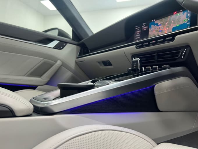2025 Porsche 911