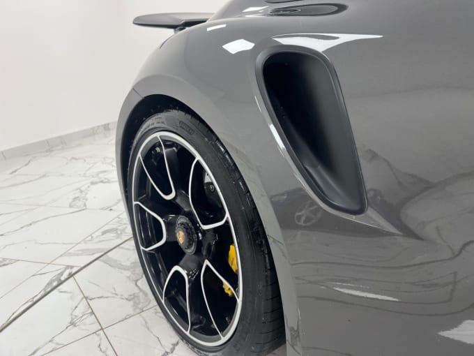 2025 Porsche 911