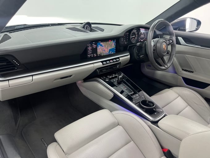 2025 Porsche 911