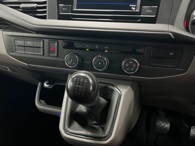 2025 Volkswagen Transporter