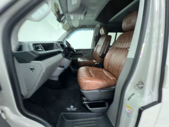 2025 Volkswagen Transporter
